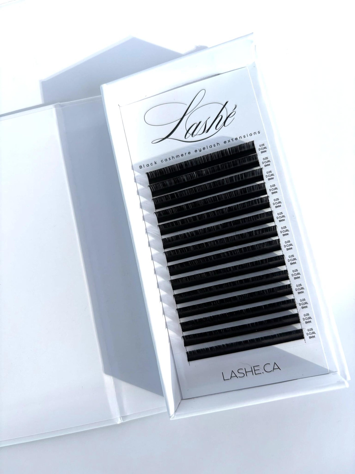 Lashé Luxe Noir Cashmere Volume Lash Extensions- MIXED LENGHT